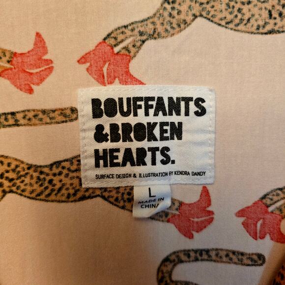 Bouffants & Broken hearts cheetah in heels pajama set size large - Picture 6 of 10